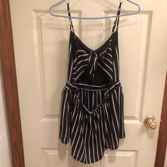 LOOK! Doe & Rae top - Picture 4 of 8